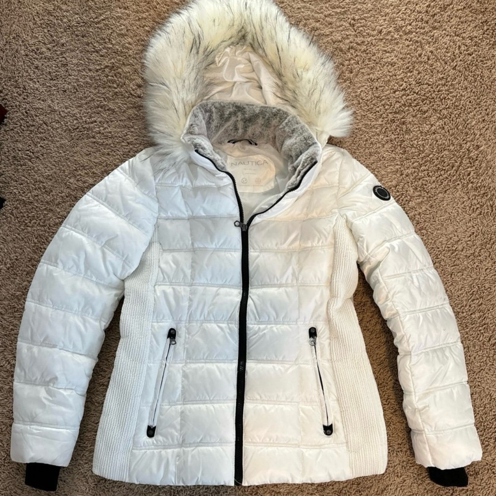 Woman’s Nautica Jacket with removable faux fur hood